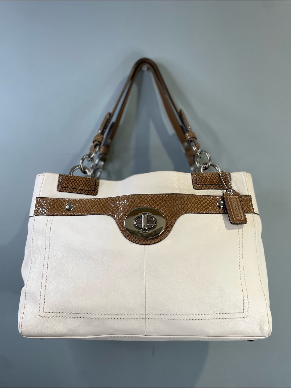 Coach Penelope Carryall 2011 turnlock Satchel